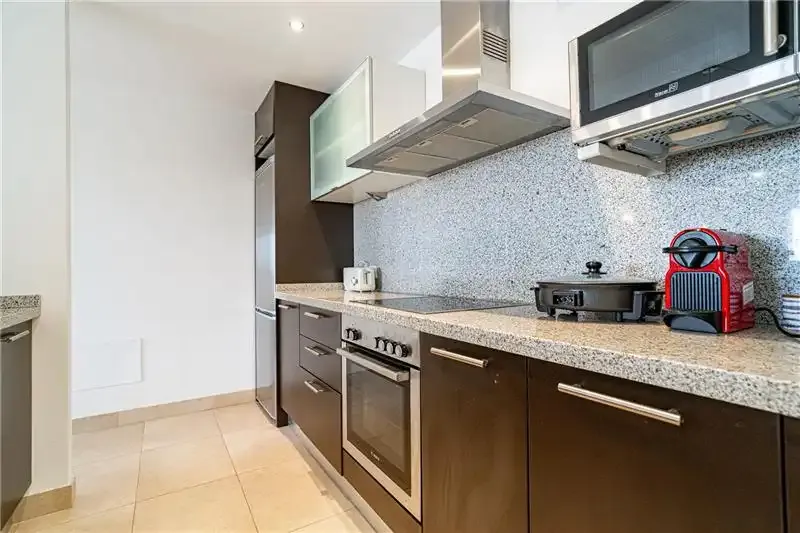 Apartment with panoramic views and communal pool — photo 7