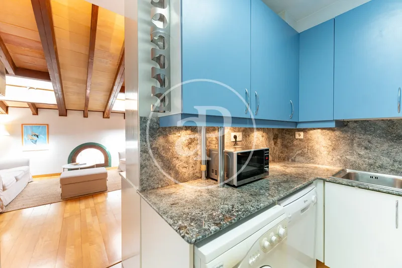 Penthouse for Sale with Tenant in Cort, Palma — photo 12