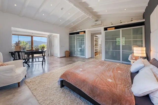 Stunning villa with holiday license for sale in Moscari, Mallorca — photo 11