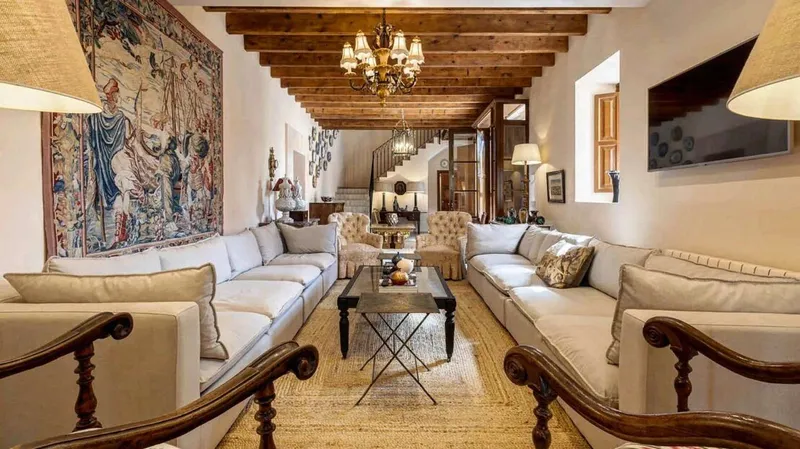 Historic estate in Llucmajor – with 27 hectares of private land and cypress avenue — photo 9
