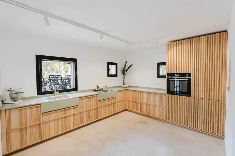 Property cmsj5ch3a006smq7kkuzb0fcm — photo 11