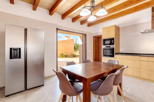 Santanyi, Idyllic Finca in the Heart of Mallorca with Sauna and Jacuzzi Pool in Santanyí, Wheelchair Accessible — photo 7