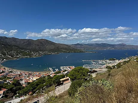 Plot for sale in the El Mirador Urbanization of Port de la Selva — photo 1