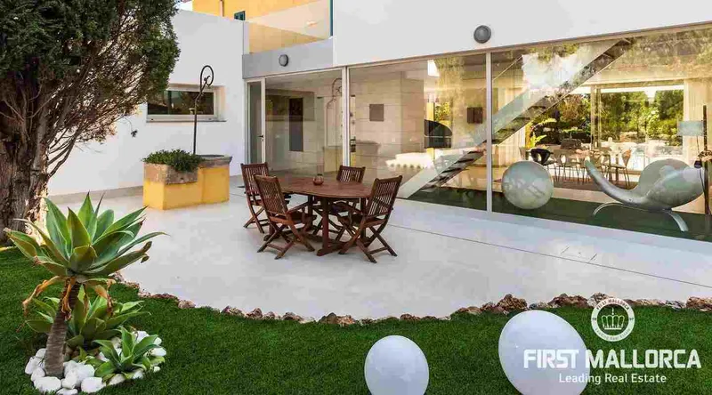 Real Estate Picture 0 Ref. No. 72172 — photo 9