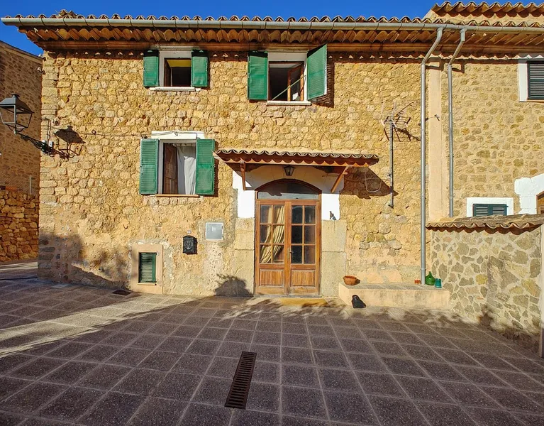 Townhouse with Garden and Terrace in a Quiet Area of Sóller – Opportunity in the Sóller Valley — photo 2