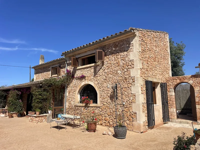Charming natural stone finca in a quiet area, with beautiful garden and pool, Llucmajor — photo 6