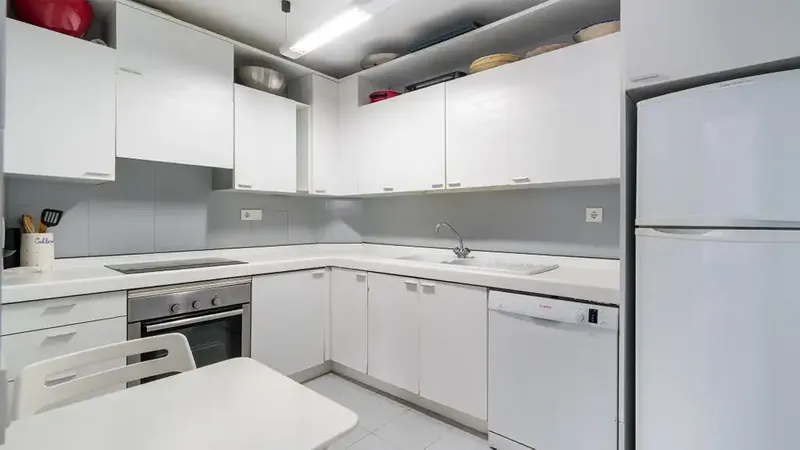 Excellent duplex penthouse distributed over 2 floors with 4 bedrooms and 3 bathrooms — photo 3
