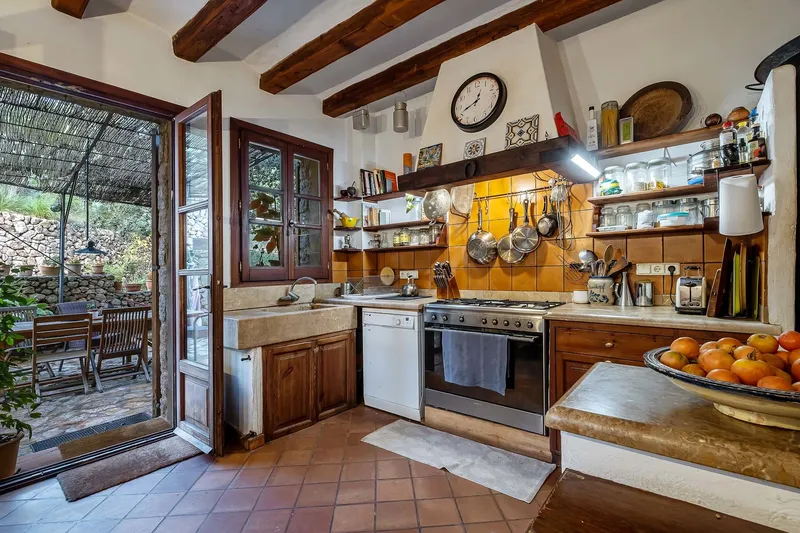 Finca with holiday rental license in a stunning setting in Esporles — photo 8
