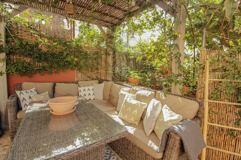 Unique Semi-detached House with Four Bedrooms, Garage and Large Outside Space, only one minute from Cala Mayor Beach! — photo 5