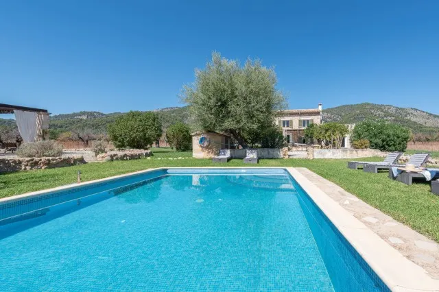 Country home with holiday license for sale in Caimari, Central Mallorca — photo 3