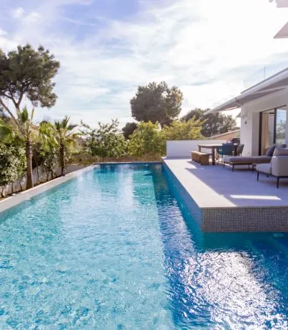 Modern villa, in a quiet area, near the beach of Bendinat — photo 1