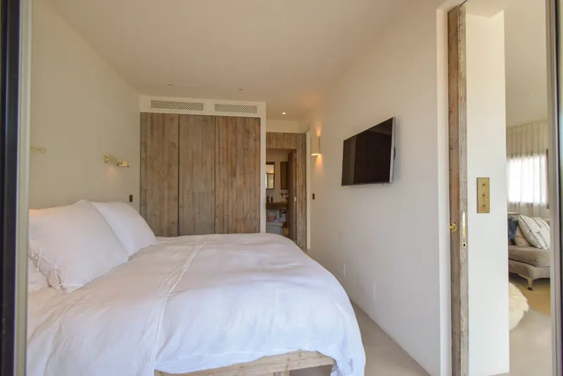 Penthouse on the beachfront in Port de Sóller — photo 11