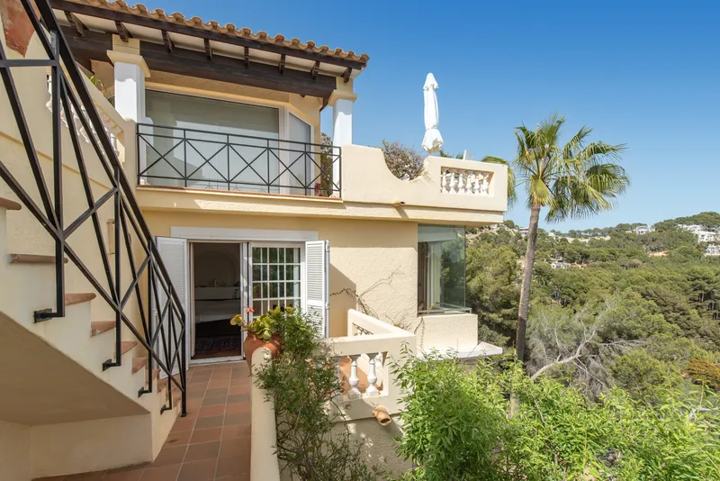 Mediterranean villa for sale in Costa de la Calma with partial sea views — photo 5
