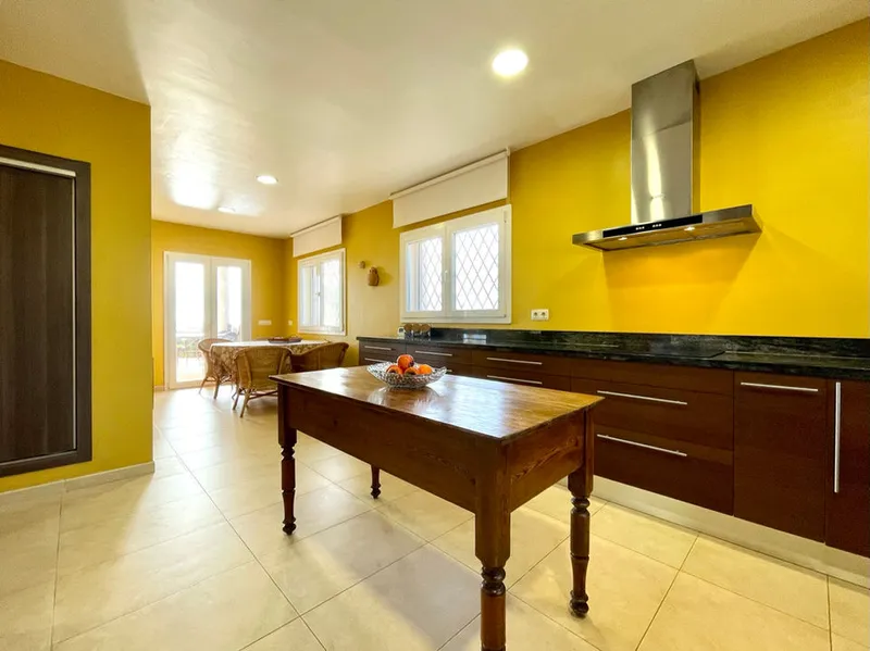 Villa for sale in Puntiró with incredible views and holiday license — photo 12