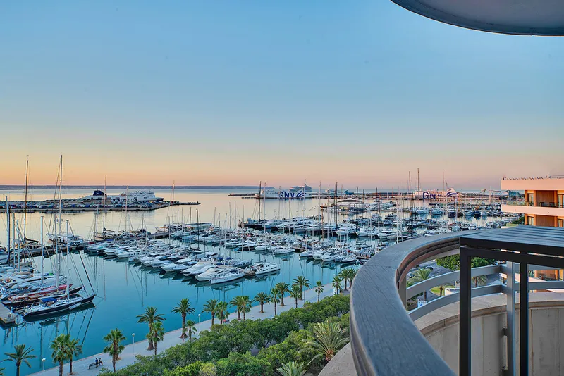 Penthouse in Palma - Sea-view terrace in a prime location — photo 1