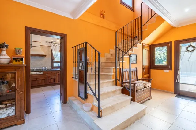 Versatile family villa for sale close to the beach in Bonaire, North Mallorca — photo 8