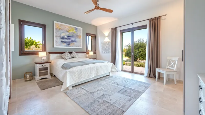 Mediterranean luxury retreat with olive grove and private vineyard in Porreres — photo 11