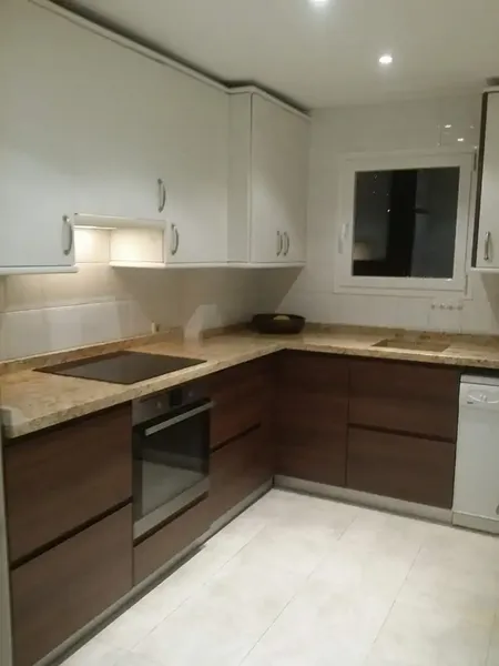 Very bright exterior penthouse of 110m usable, three bedrooms, two bathrooms and terrace with sea views, fully equipped. Independent heating — photo 5