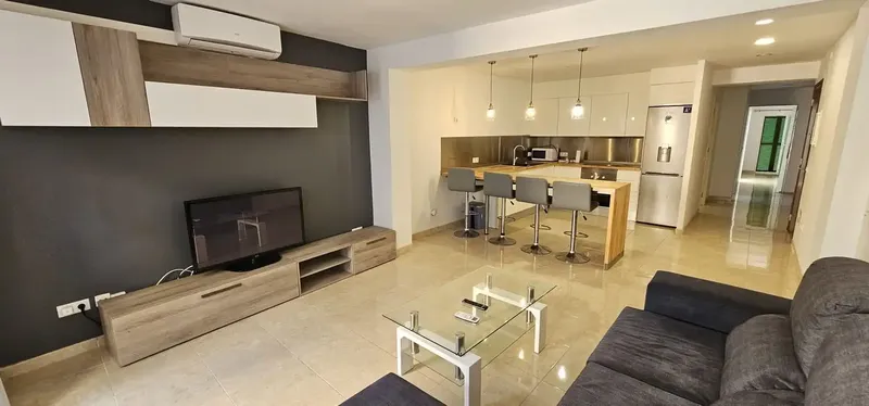 A tan solo 27 minutos de Palma, Vilafranca De Bonany y a 8 minutos de Manacor. Preciosa y moderna vivienda, de trata de un 1° piso totalment — photo 3