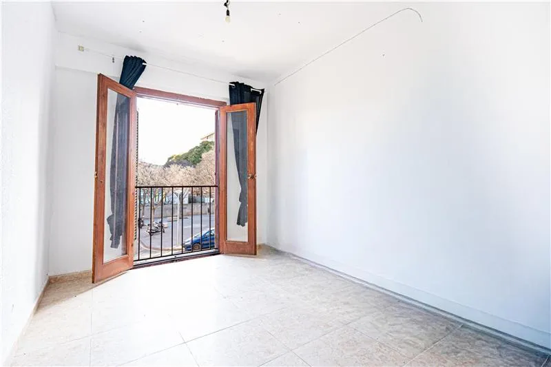 Apartment in the Nou Llevant area — photo 8