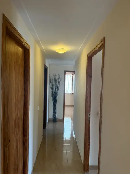 Amplio y acogedor piso de 98 m² situado en una zona muy demandada de Cala Millor, a pocos minutos a pie de la playa y cerca de comercios, re — photo 12