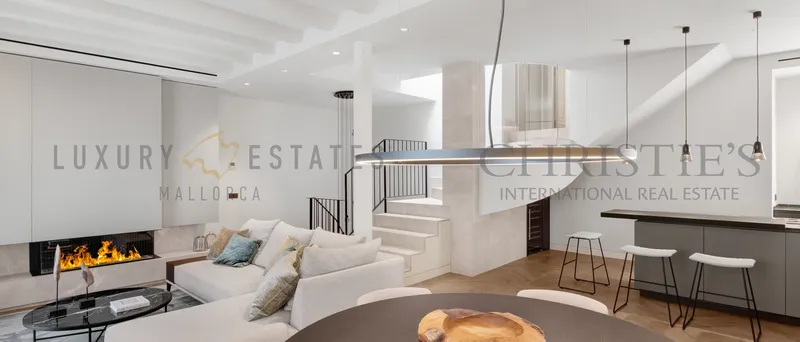 High-quality refurbished townhouse in the heart of Palma with roof terrace and pool — photo 3