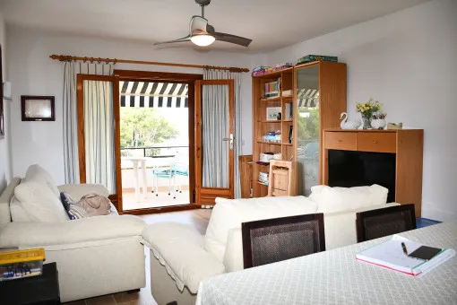 Santa Ponsa, apartment with sea view and two bedrooms in the exclusive harbour area of Santa Ponsa, available from October to May — photo 3
