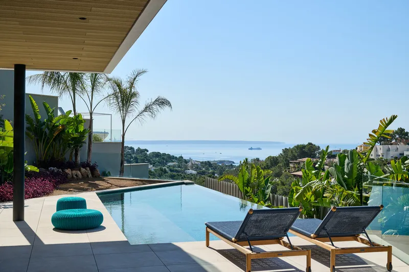 Modern newly built villa with sea views — photo 3