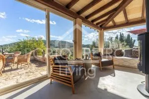 Ref. PRO218 – Traditional, rustic, natural stone finca – carefully modernized – in a sublime location with two separate houses, its own olive plantation and fantastic views of Bonany and Petra — photo 7