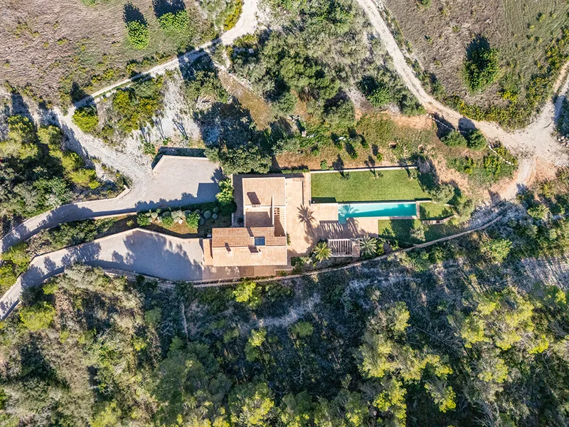 Impressive modern finca in an idyllic location in Es Carritxo, Cala d'Or Mas — photo 11
