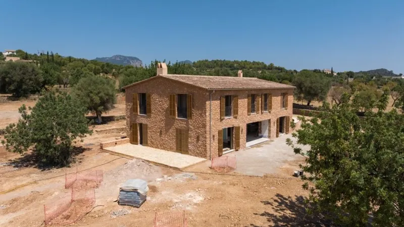 Impressive country house of approximately 678 m2 with open views of the Puig de Alaró — photo 3