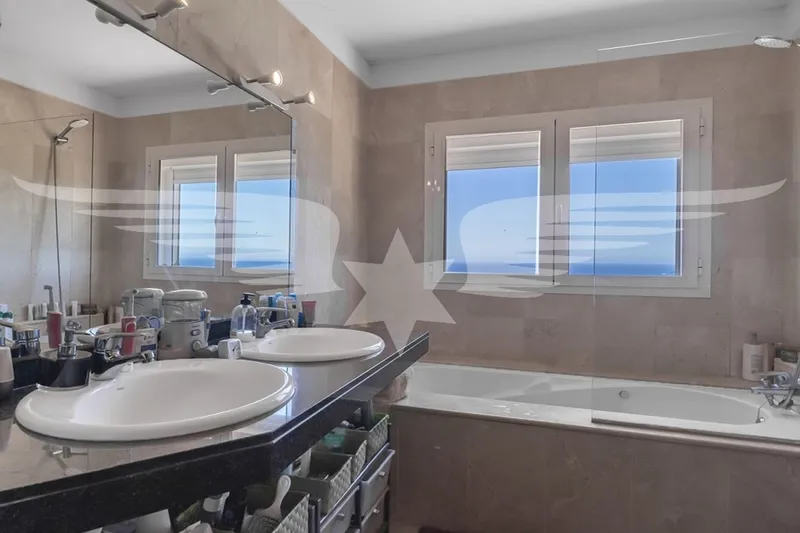 Puig de Ros I Semi-detached house in 1st sea line — photo 10