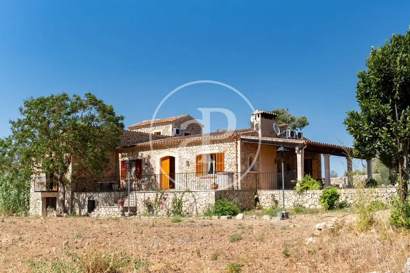 Villa for rent in Sineu, Mallorca — photo 1