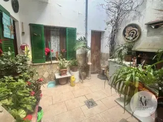 Authentic Mallorcan house with patio, terrace and private garage - Four bedrooms and great renovation potential in the center of Pollença — photo 6