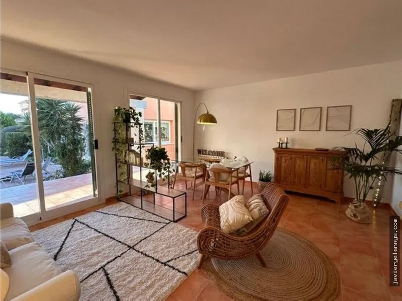 Rental of semi-detached house in Paseo Carles I — photo 11