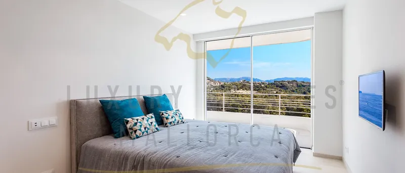 Majorca apartment in Palma with fantastic panoramic mountain and sea views — photo 9