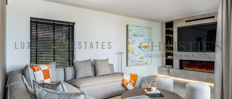 Modern Mediterranean villa in Palmanova near the beach — photo 5