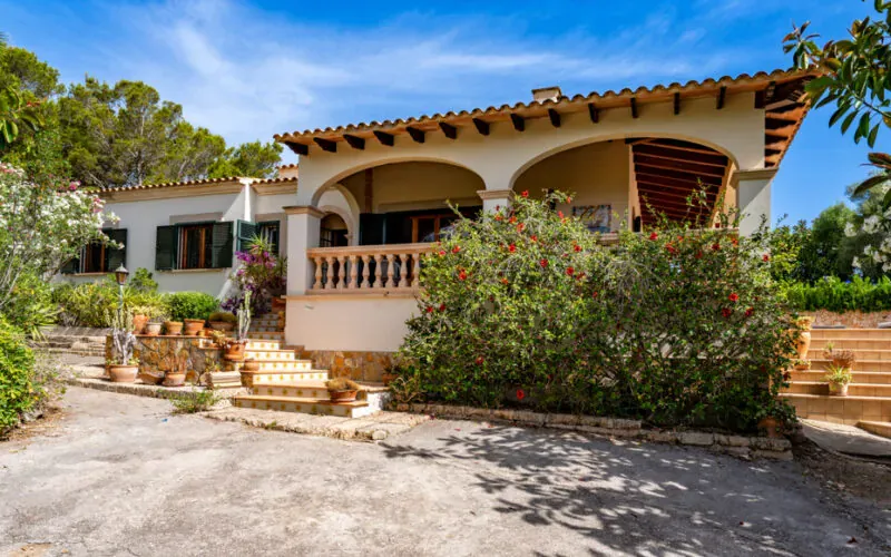 Family villa with large pool and home office potential near the coves of Cala Murada – PM07386 — photo 3