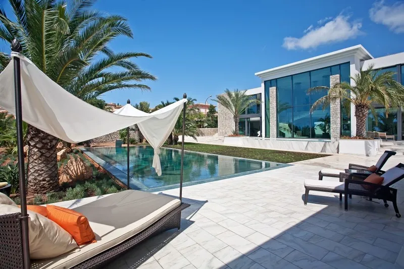 Long-term rental: Top quality villa - Marcel Remus Real Estate — photo 3