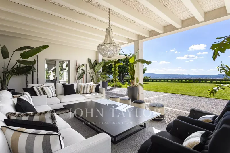 Villa for Sale in Santa Maria — photo 5