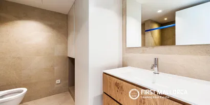 Real estate picture 0 Ref. No. 84021 — photo 7