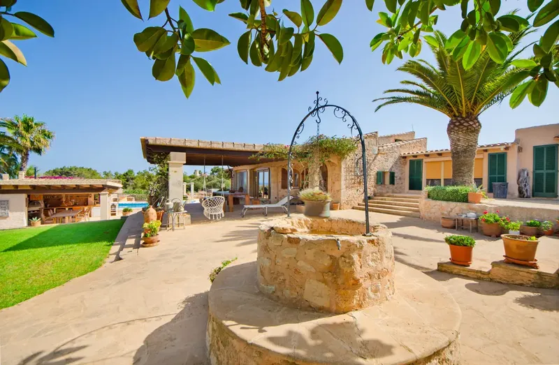 Beautiful finca with panoramic views near S'Horta on Mallorca — photo 3