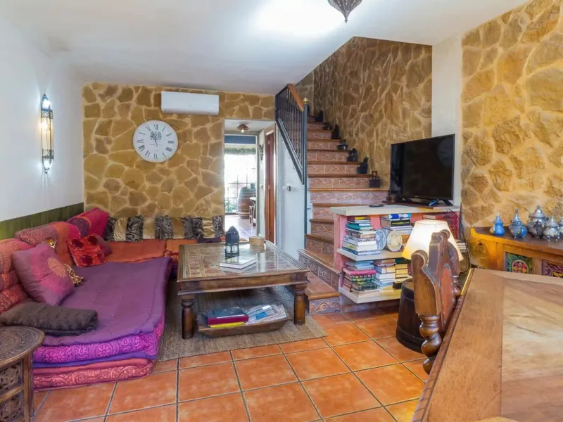 Duplex townhouse in Calvià with terrace and garage — photo 11