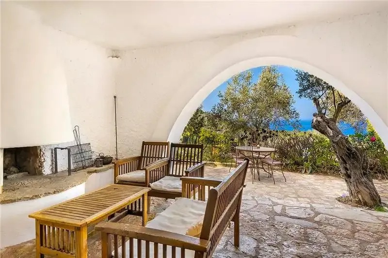 Finca on plot of approx. 1,400m2 with panoramic sea views, 214m2 built, large living-dining room with fireplace, furnished and equipped kitchen — photo 1