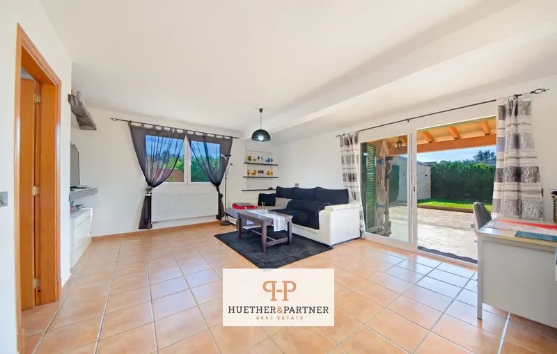 Finca near Llucmajor with guest houses and lots of privacy — photo 12