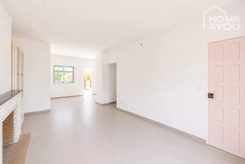 82m² ground-floor apartment with 4 rooms, bathroom and close to the beach for sale — photo 7