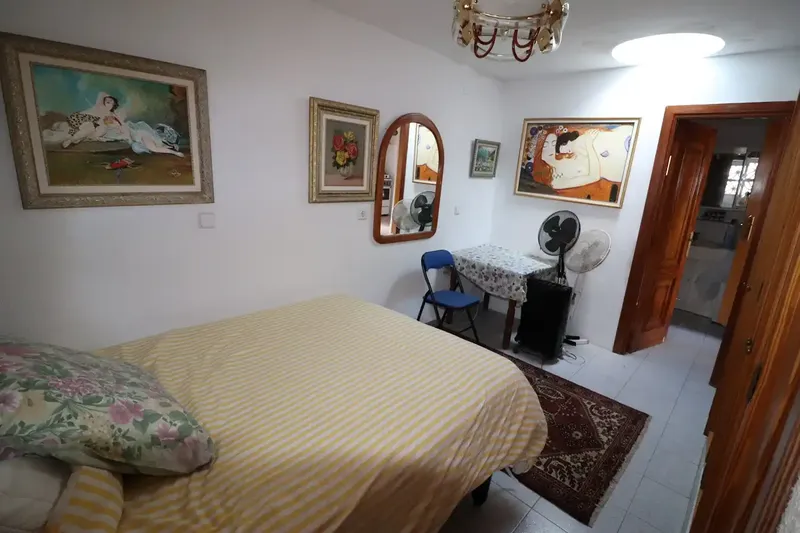 Grandiose penthouse with open ceiling, corner unit, lots of light in excellent quiet residential area and in good condition, this property is — photo 10
