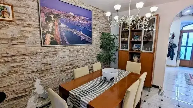 Discover this magnificent two-storey townhouse in the heart of Inca, just steps from the Teatro Principal and La Salle school — photo 6