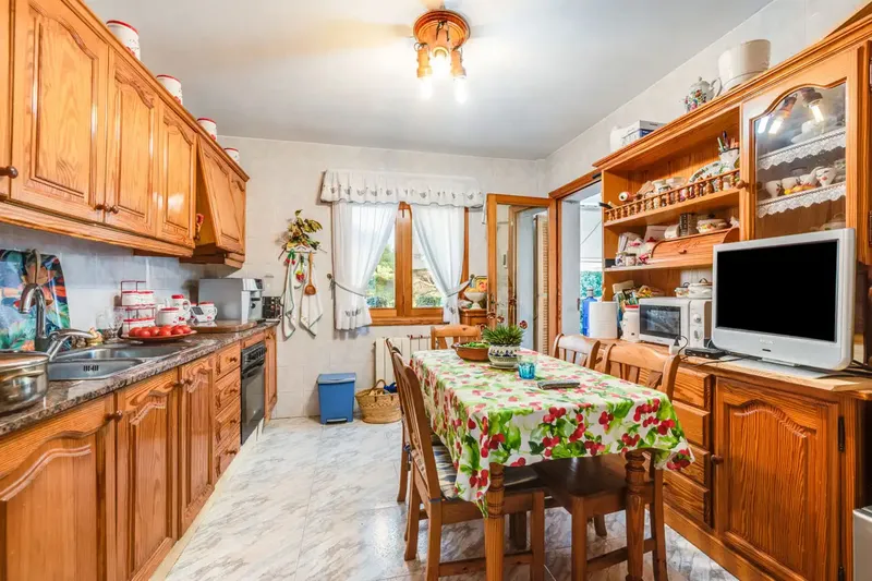 Cozy Mallorcan chalet with pool in Santa Ponsa needs renovation and is located in one of the most sought-after areas of the southwest — photo 8