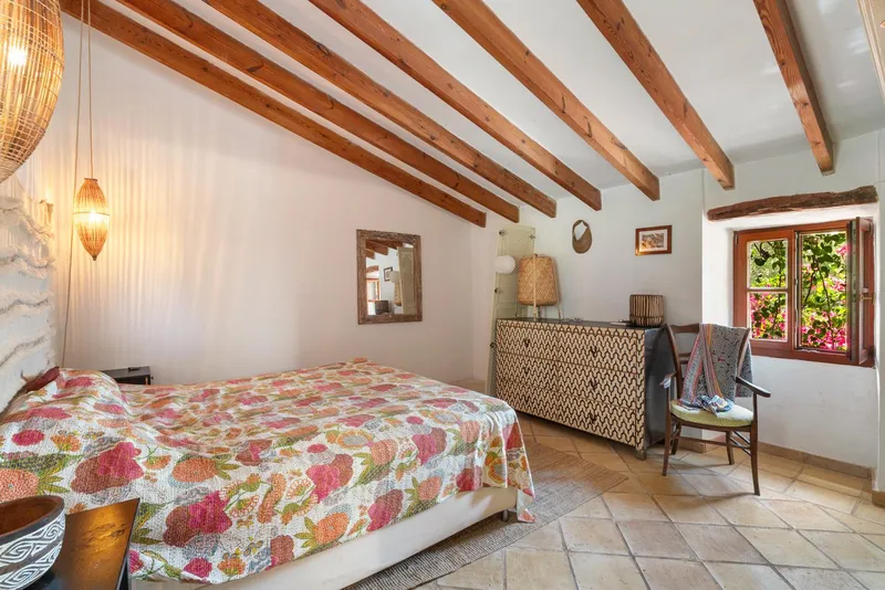 Rustic finca with character, open views and pool — photo 8